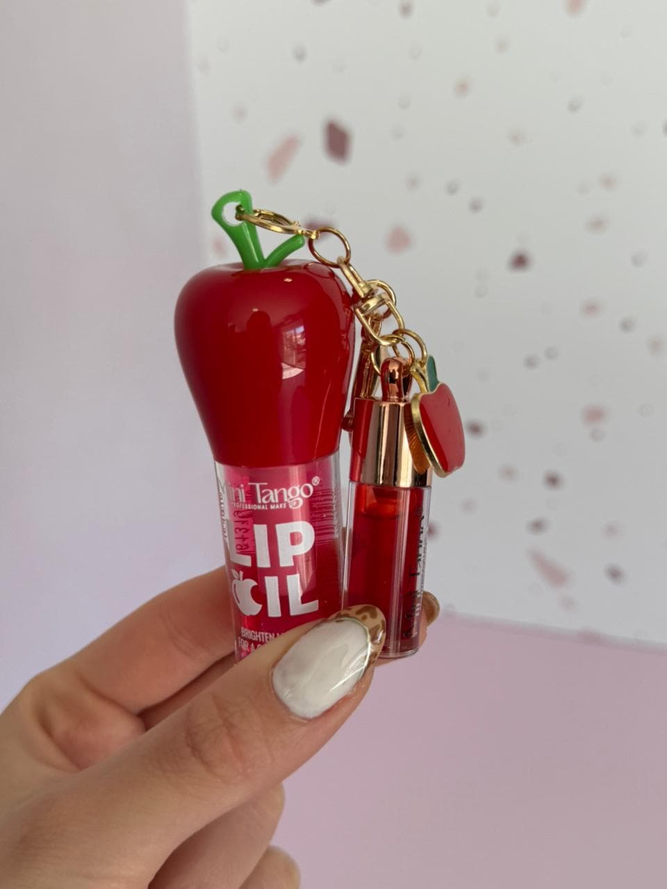 Lip oil llavero manzanita Mini Tango