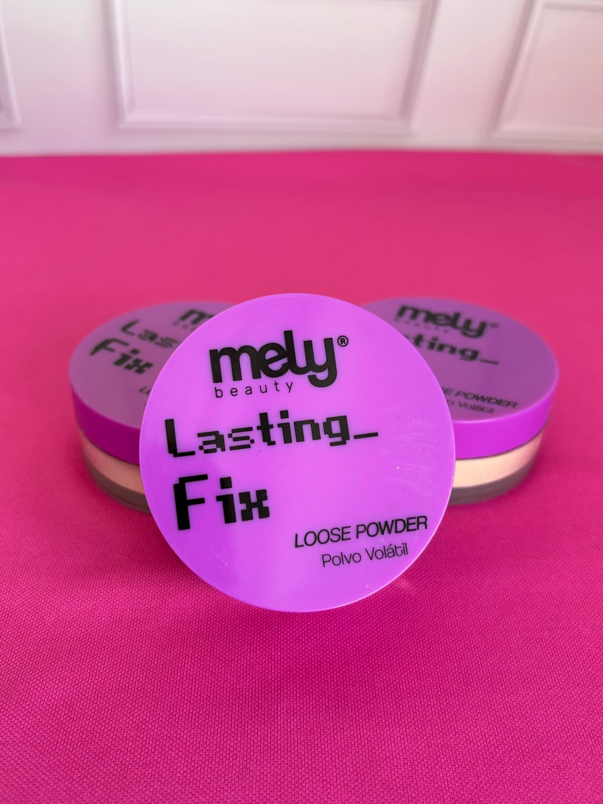 Polvo traslúcido lasting fix Mely