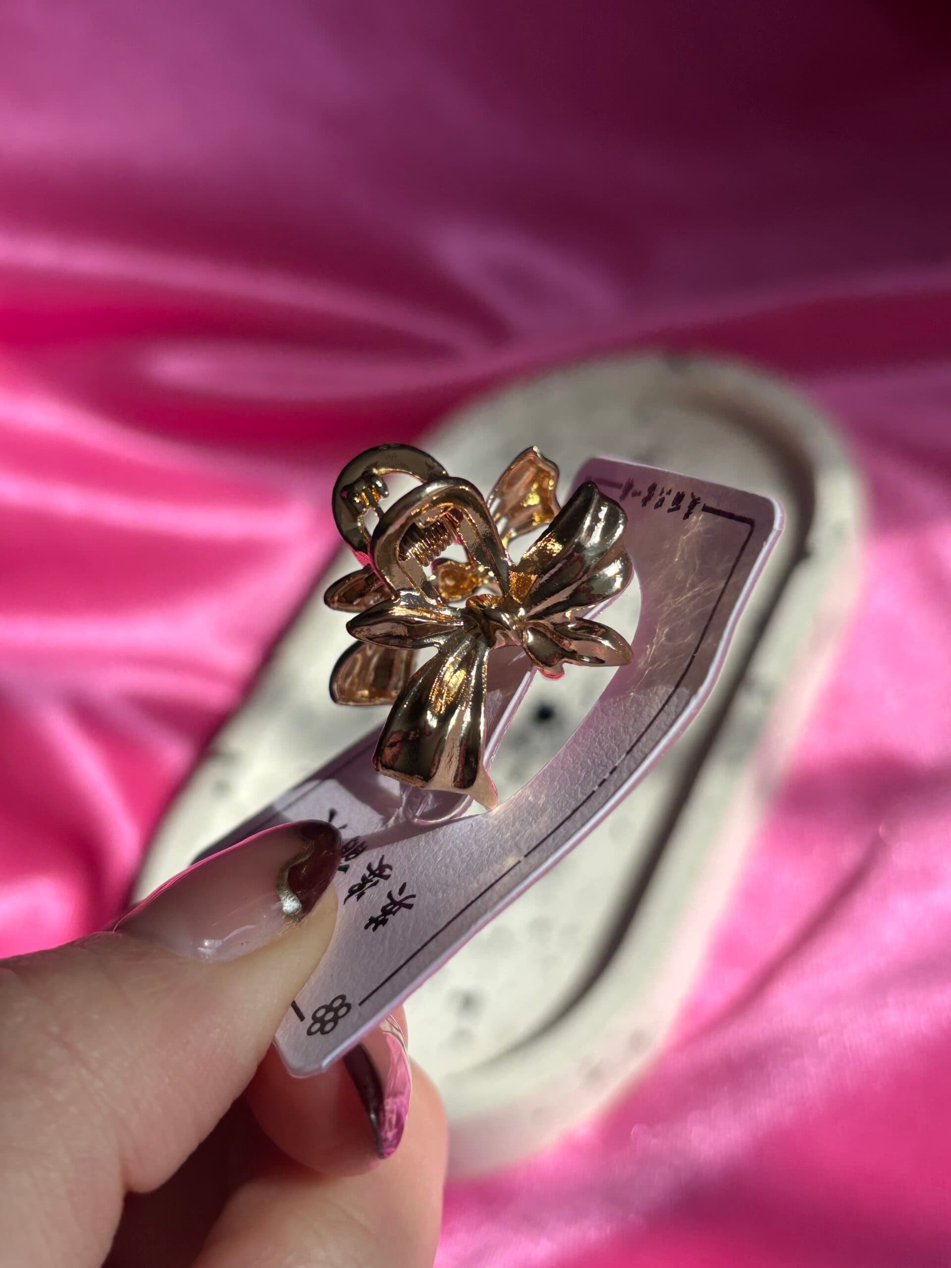 Broche pequeño moño