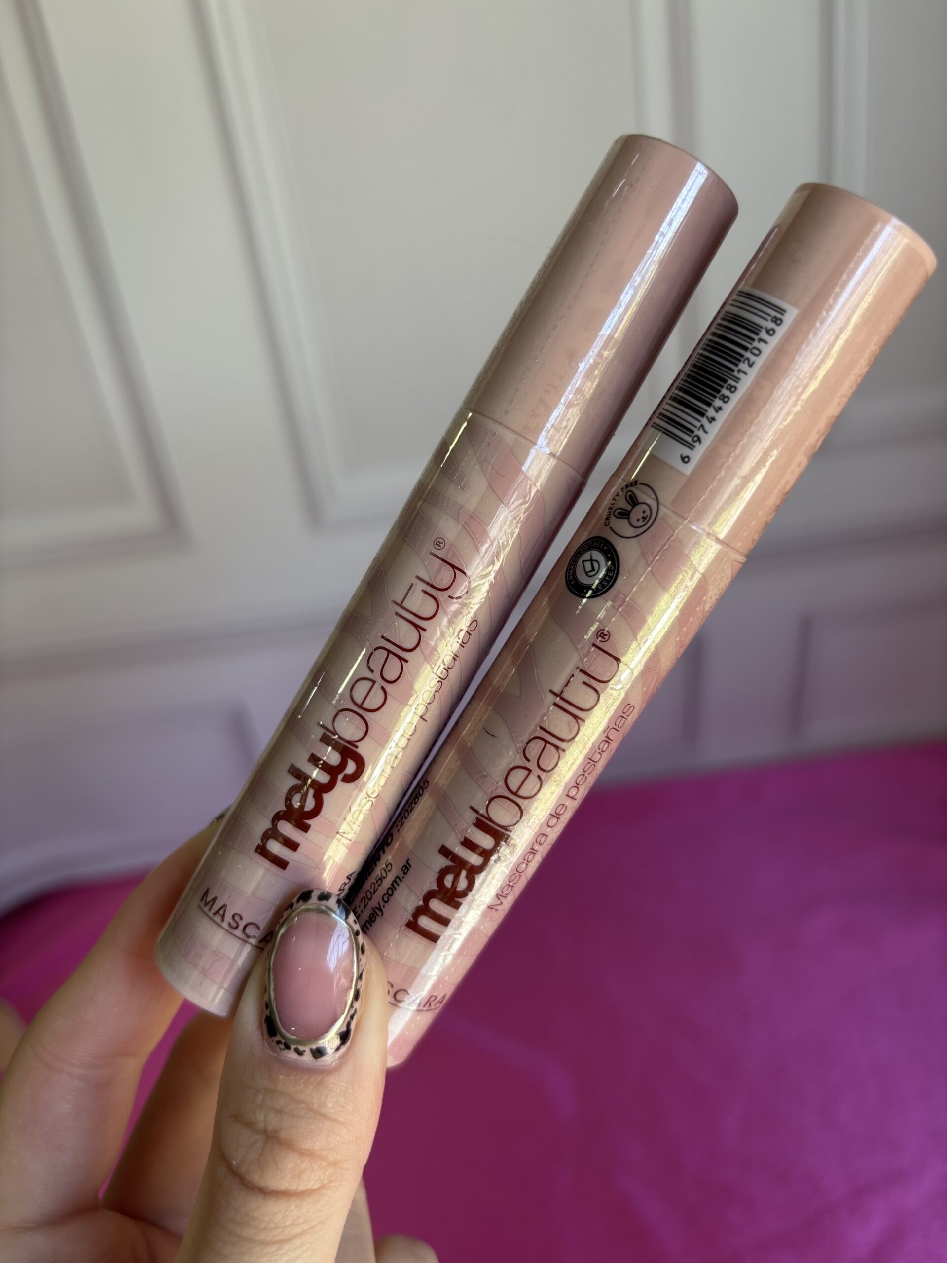 Mascara de pestañas Mely
