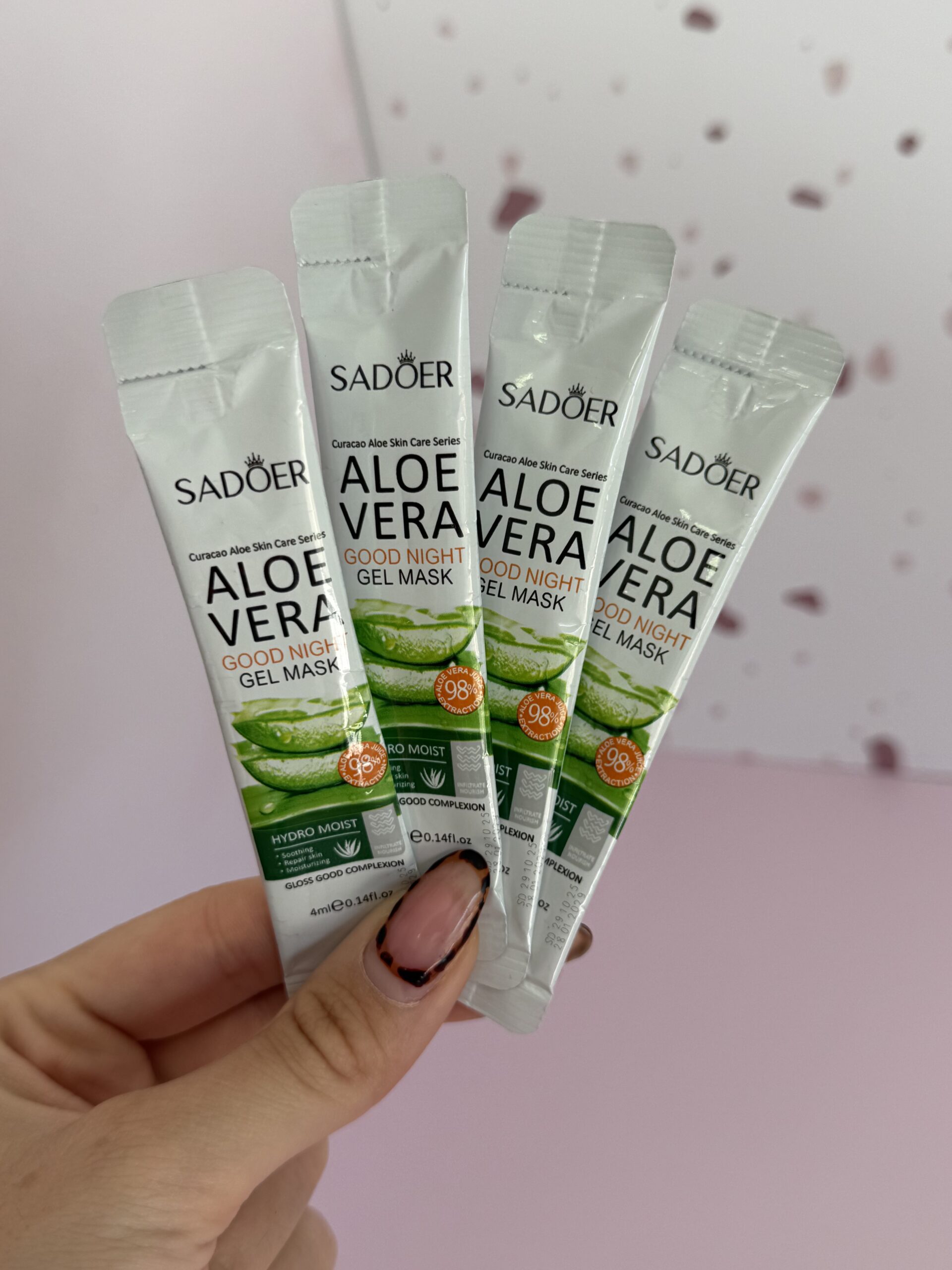 Mascarilla facial nocturna con aloe vera sobrecitos
